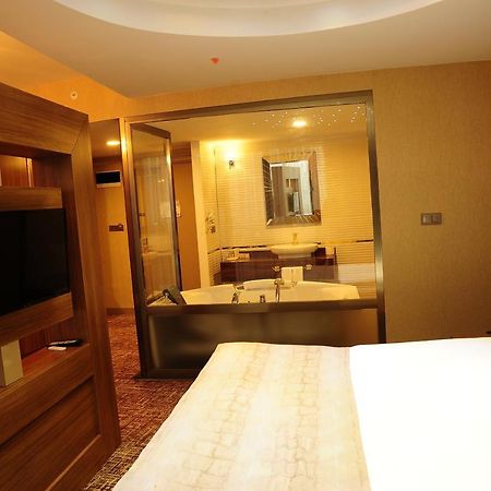 Bendis Hotel Halic ภายนอก รูปภาพ