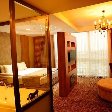 Bendis Hotel Halic ภายนอก รูปภาพ